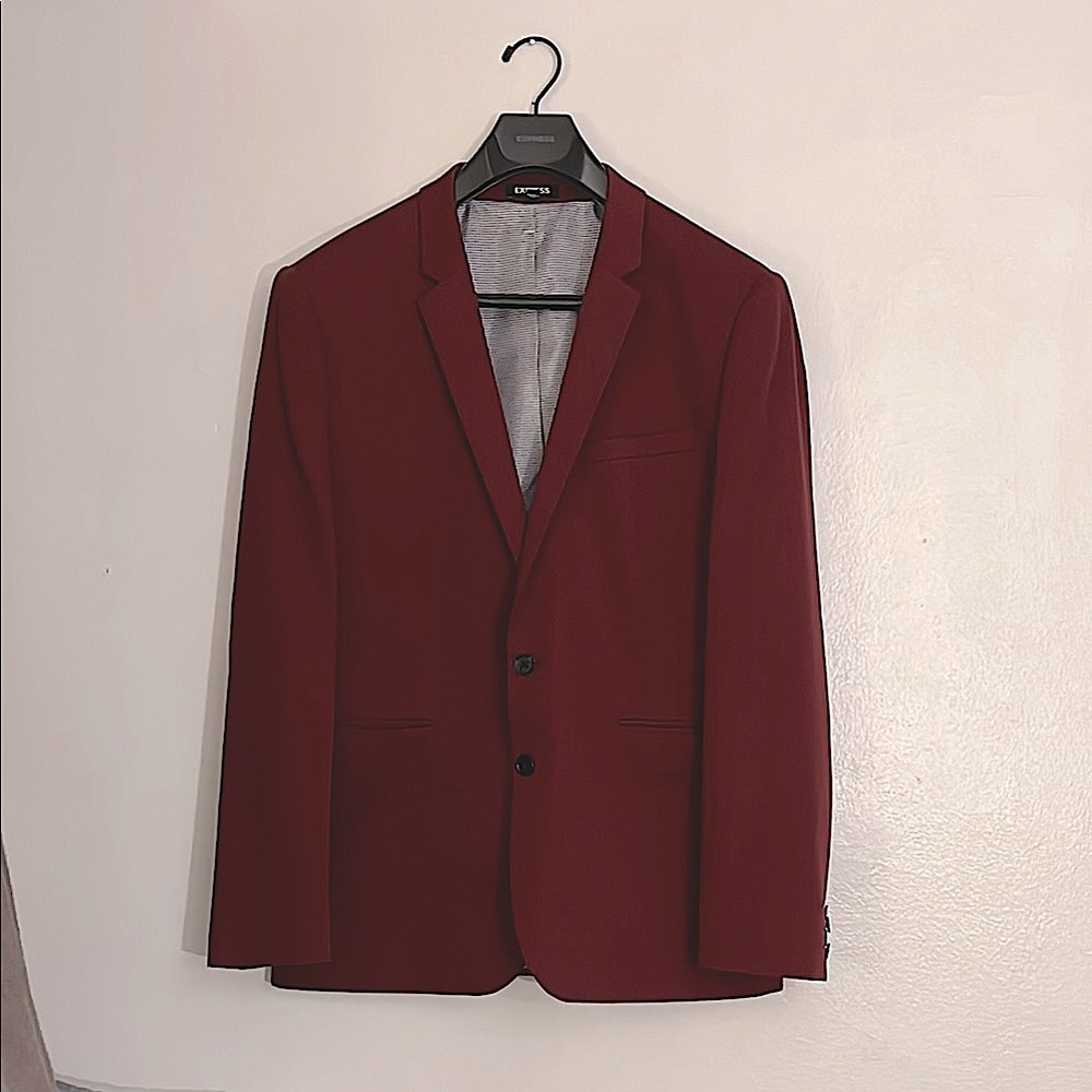 Men’s suit Express in burgundy